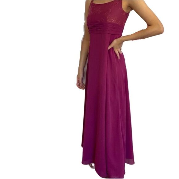 JJ’s house fushia formal dress - Picture 1 of 6
